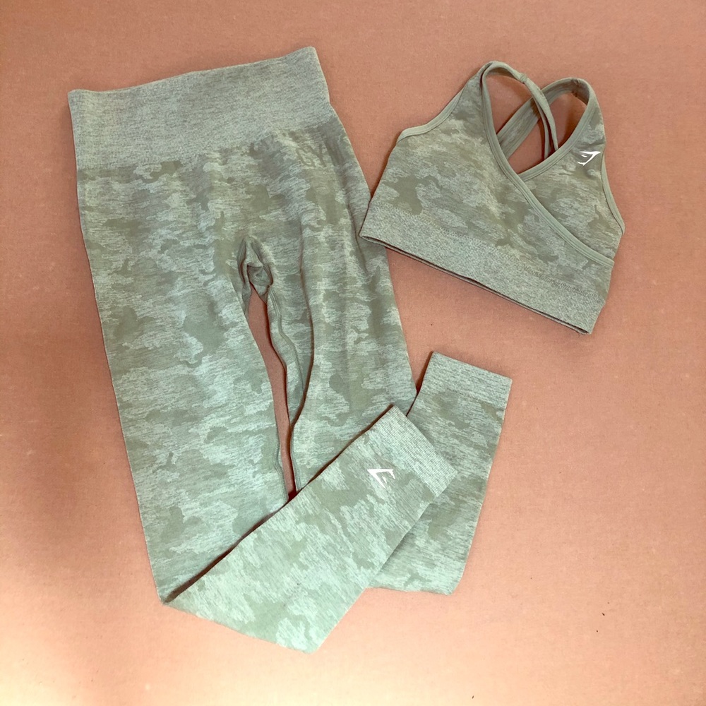 GYMSHARK XS GREEN CAMO SET